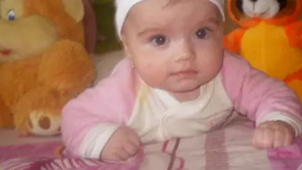 Am ajutat o fetita si o mamica