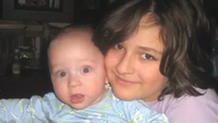 O imbratisare de la departare