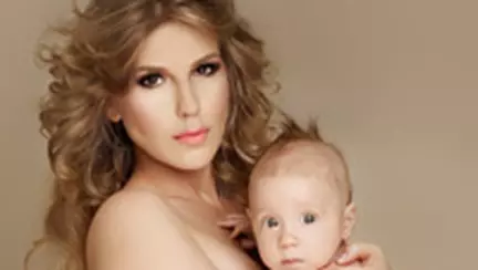 Corina - Primul pictorial cu Robin