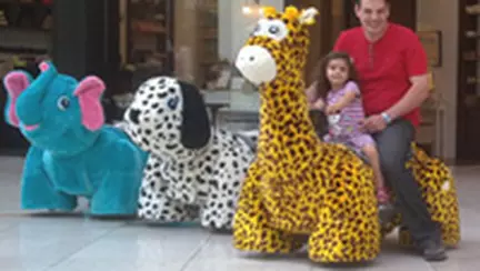 Distractie pentru copii cu Animalele umblarete in AFI Palace Cotroceni