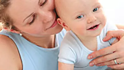 Intalnirea cu bebelusul - dragoste la prima vedere