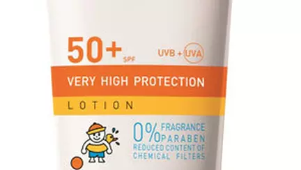 Anthelios Dermo-Pediatrics, de la La Roche-Posay pentru copii