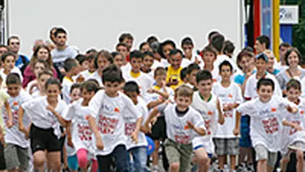 Peste 2000 de copii au sarbatorit impreuna a zecea editie a Arenelor de Joaca