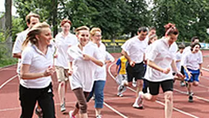 Laboratoires URGO, Gabriela Szabo si Federatia Romana de Atletism au organizat a treia editie a crosului jurnalistilor