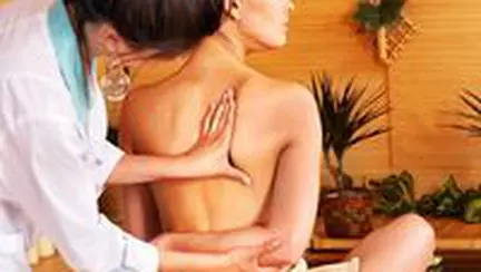 Sanatate - Calmeaza durerile articulare cu masajul Yumeiho