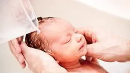 Prima baie a nou-nascutului