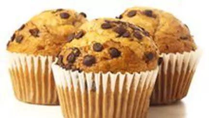 Briose cu banane si ciocolata