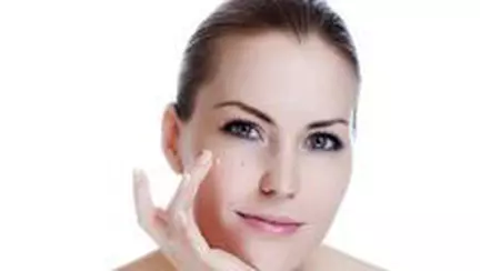 Sanatate: Produse cosmetice care ne ucid