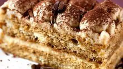 Prajitura cu nuca si cafea
