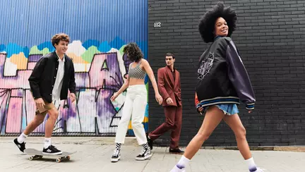Influențele streetwear definesc tendințele acestei veri