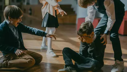 Bullying-ul afectează aproape jumătate din elevii din România. Semnele pe care părinții nu ar trebui să le ignore