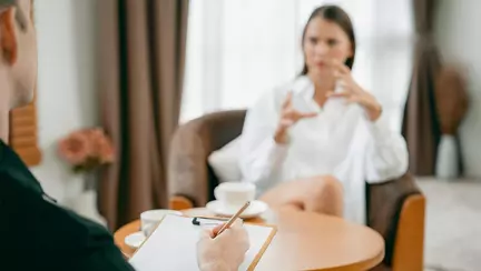 Terapie psihologică: cum știi când ai nevoie de ajutor profesional