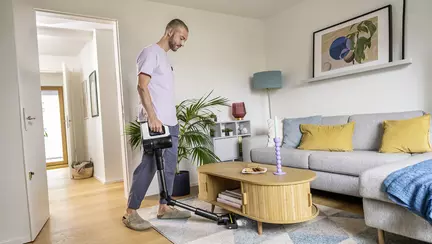 Aspiratoarele verticale care îți eliberează serile și weekendurile