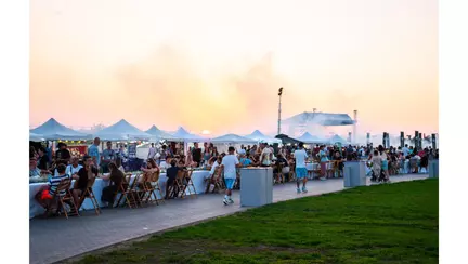 NIBIRU găzduiește primul Guinness World Records™️: LaProvincia, un brand Carmistin The Food Company, stabilește recordul mondial pentru cea mai mare porție de aripioare de pui servită la un eveniment