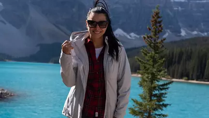 Corina Caragea, imagini inedite din vacanța petrecută în Canada. Unde s-a cazat vedeta Pro TV. „Am tot încercat să îi găsesc un defect”
