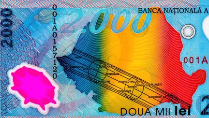 Cât costă o bancnotă de 2.000 de lei cu eclipsa de Soare din 1999: seria cea mai căutată de colecționari