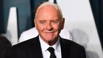 Anthony Hopkins își lansează primul single la vârsta de 88 de ani: „Sunt fiul tatălui meu, brutarul'