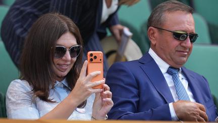 Cum a fost surprinsă Simona Halep alături de iubitul ei, Dorin Mateiu. S-au sărutat în mașină