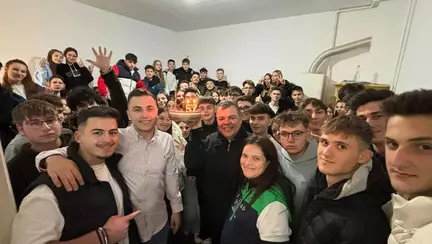 Cum a reușit profesorul Mihail Iordache – Bossul din Câmpina – să scoată pe bandă rulantă elevi de nota 10 la Bacalaureat: „I-am ținut în cantonament până i-a luat somnul'