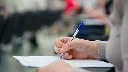 Directoarele de la Colegiile Naționale „Gheorghe Lazăr' și „I.L.Caragiale' din București, eliminate din concursul de directori după prima probă. Explicațiile celor două