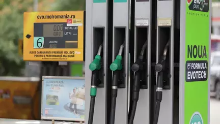 Motorina a depășit 10 lei pe litru. Cât a ajuns să coste benzina la Petrom, OMV și Rompetrol