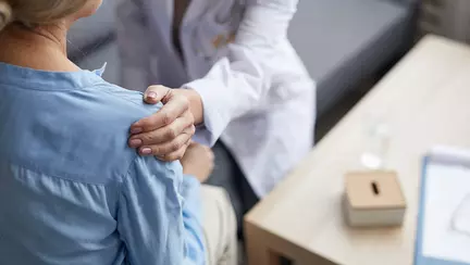 Generația Fast-Forward. „Dumnezeu a fost bun cu tine'. Povestea pacientei de 145 kg care a supraviețuit unui cheag de 30 cm