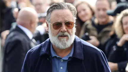 Russell Crowe vine pentru prima dată în România. Fanii îl pot întâlni personal la concertele din București și Timișoara