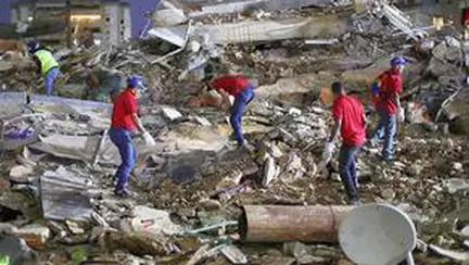 Două cutremure masive au devastat Venezuela » Imagini înfiorătoare de pe stadioane: meciuri oprite de urgență