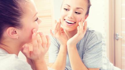 4 mituri despre îngrijirea pielii