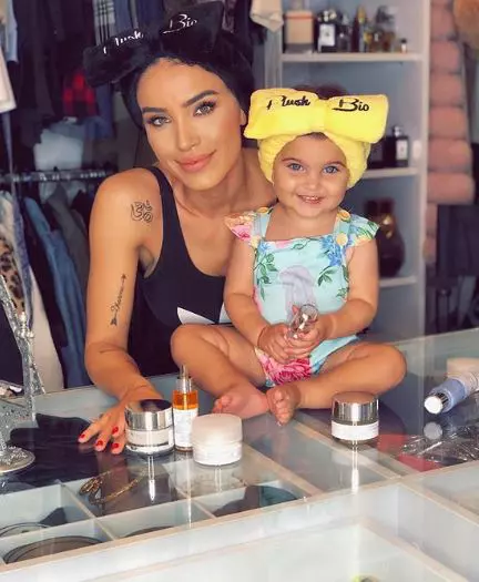 Adelina-Pestrițu-și-Zenaida-3