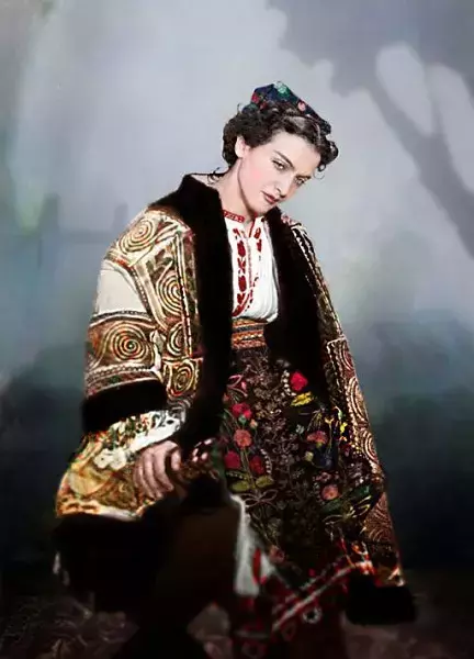 maria-tanase-color