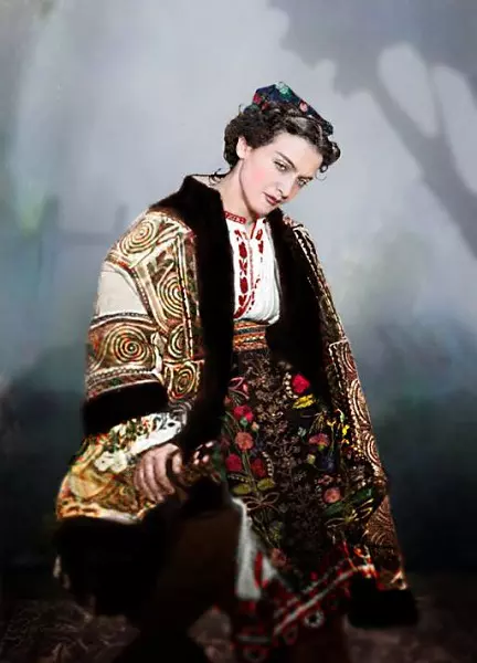 maria-tanase-color