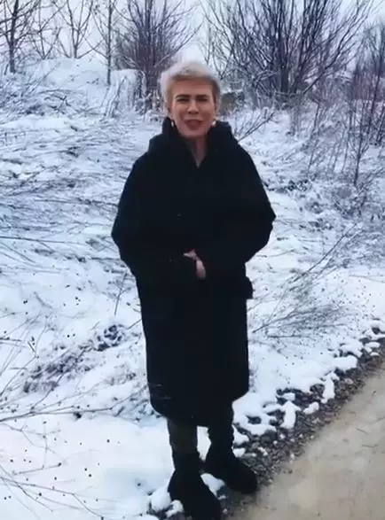 2021-03-03-16_23_36-Teo-Trandafir-_-TV-HOST-@teotrandafir-•-Instagram-photos-and-videos