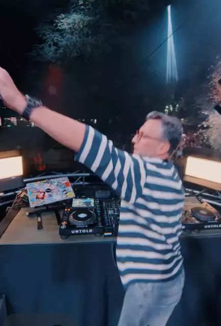 andi moisescu untold 1