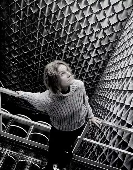 1cine-este-Lia-Bugnar-de-la-Asia-Express