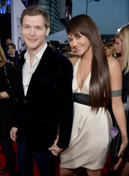 Joseph Morgan, starul din serialul “The Vampire Diaries”, s-a logodit
