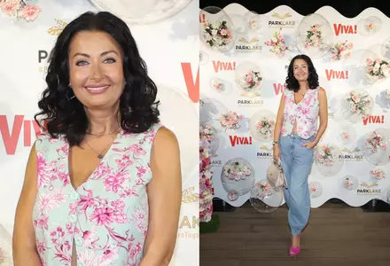 Gabriela Cristea, apariție superbă la VIVA! Influencers Party. A purtat o vestă cu imprimeu floral, blugi lejeri și pantofi roz aprins