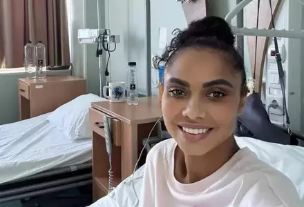 Laurette, operată din nou după ce a fost pe punctul de a-și pierde piciorul: "Mă recuperez. Timp de un an și trei luni, m-am chinuit împreună cu medicii să salvăm piciorul"