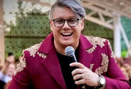 Lacrimi, zâmbete și nostalgie la Sala Palatului! Ce i-a prezis Fuego frumoasei Anastasia, nepoata regretatului actor Ion Dichiseanu: ”I-am spus că eu văd că ea va avea un viitor strălucit în muzică/ EXCLUSIV