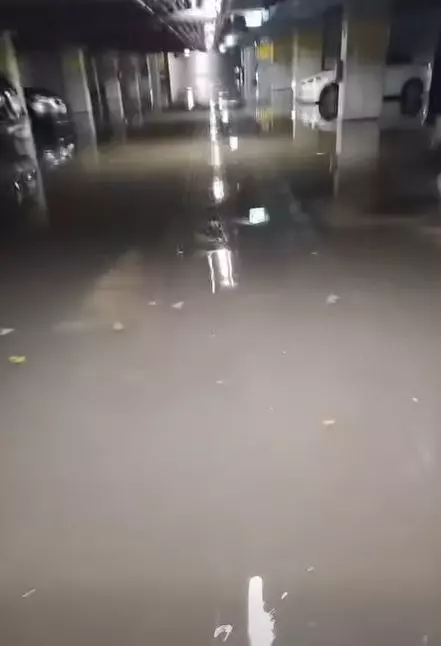 inundatie parcare subterana