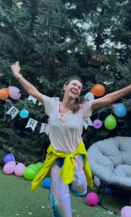 Adela Popescu aniversare