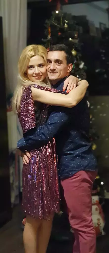 simona-carmen-442x1024-1