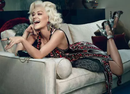 Rita Ora pentru Roberto Cavalli