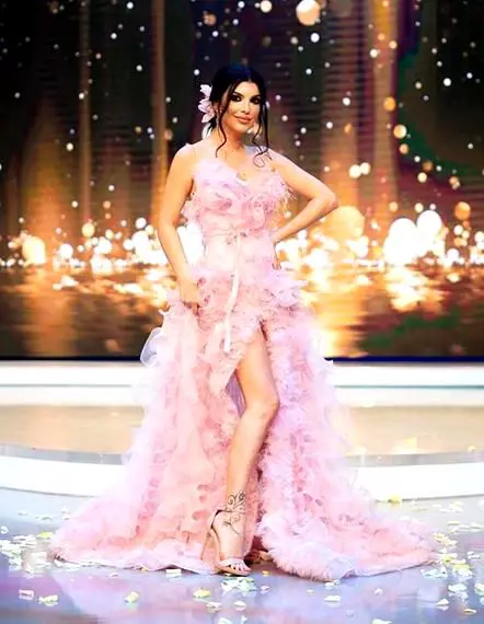 Andreea-Tonciu-la-bravo-ai-stil-Celebrities-1