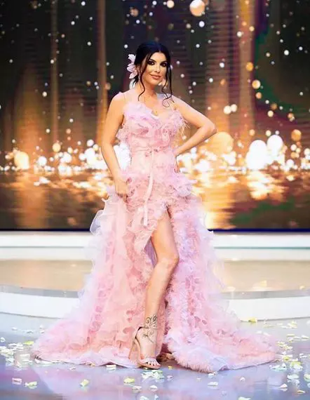 Andreea Tonciu de la ”Bravo, ai stil! Celebrities”