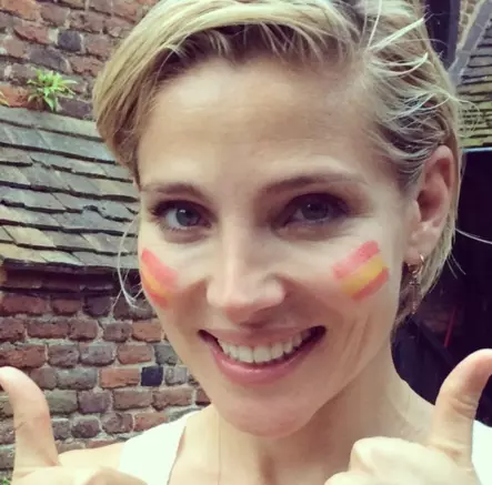 Elsa Patakyn - "Vamos Espana!"