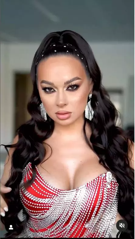 cum-arata-vladuta-lupau-faa-machiaj-3