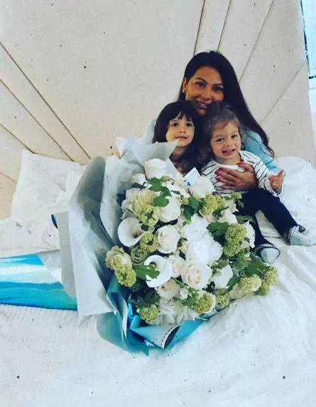 Roxana-Dobre-si-copiii