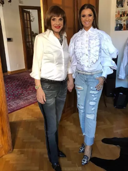 Anamaria Prodan si Ionela Prodan 3