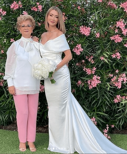 Denisa, alaturi de mama ei